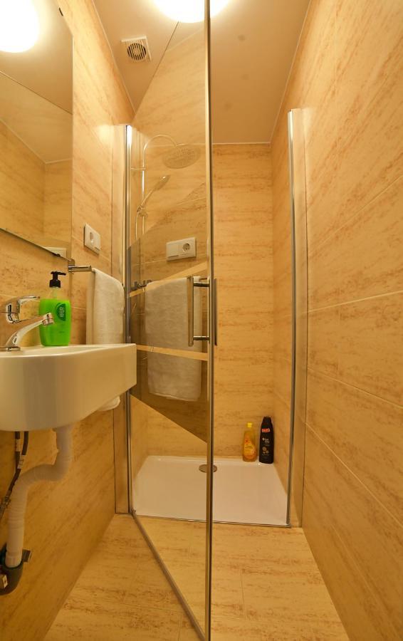 Apartamentos Barrio Humedo Catedral 2 León Exteriör bild